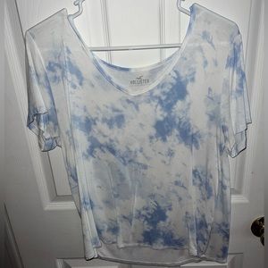 Hollister Classic Fit Tee
